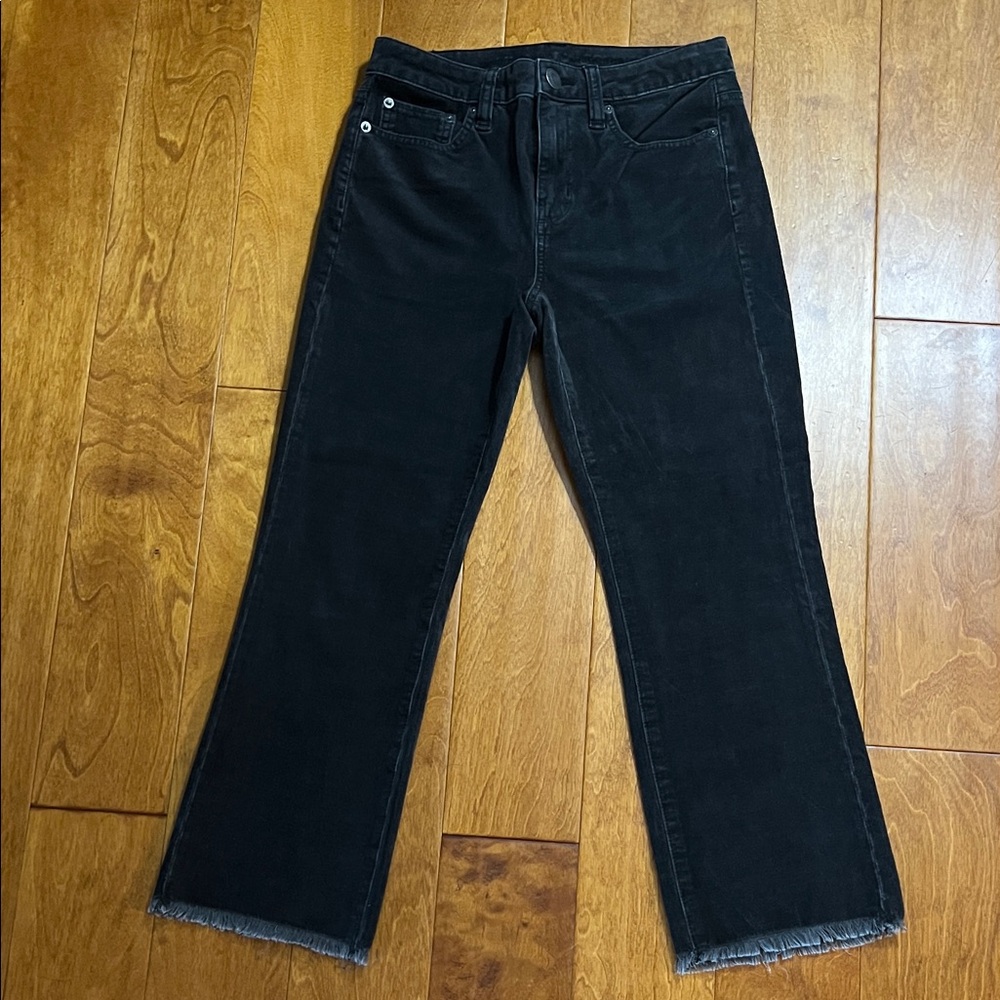 American Eagle Hi-Rise Crop Flare Corduroy Pants Black Size 4S Stretch Preppy